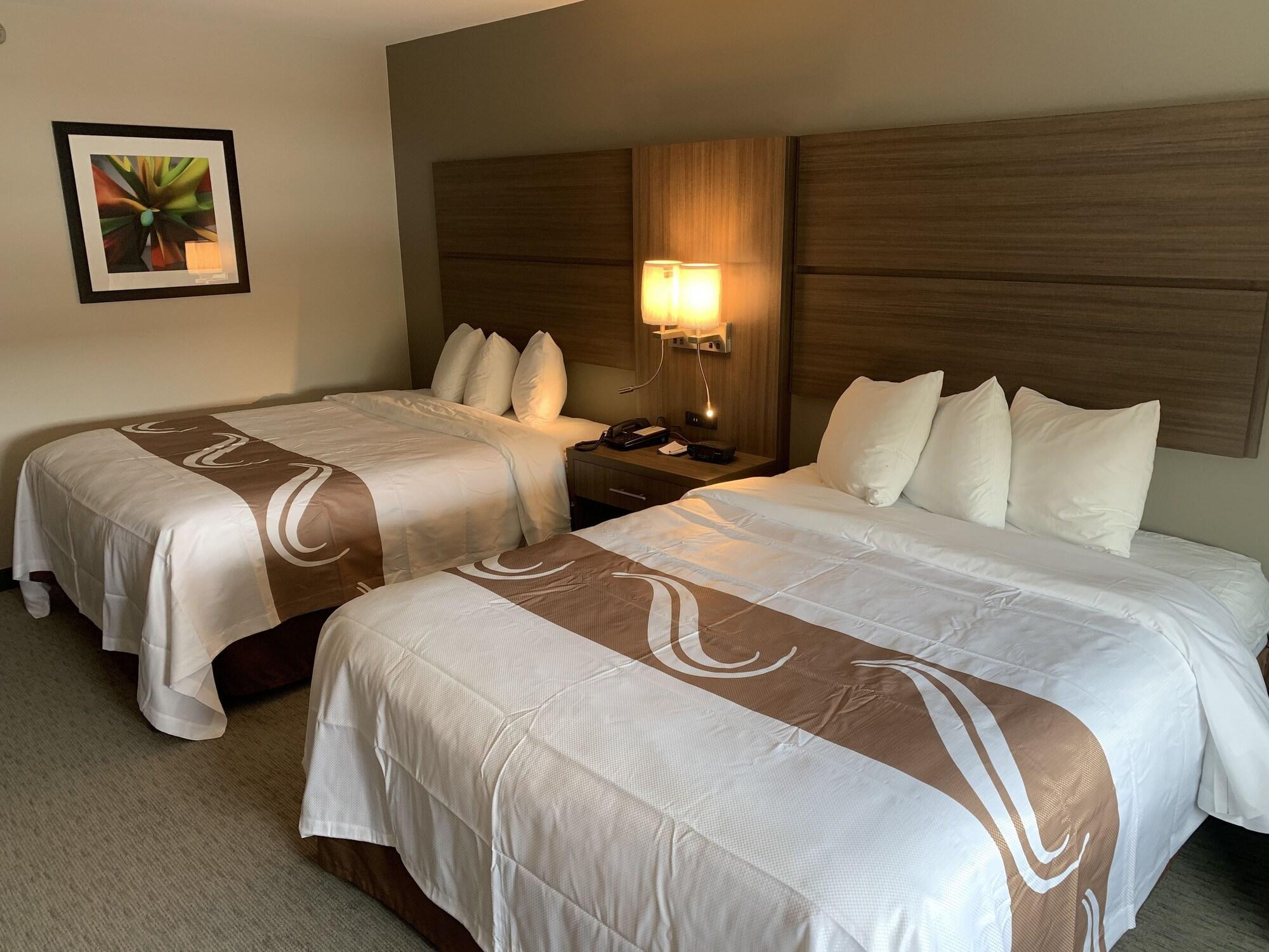 Quality Inn Mishawaka Near Notre Dame Exterior photo