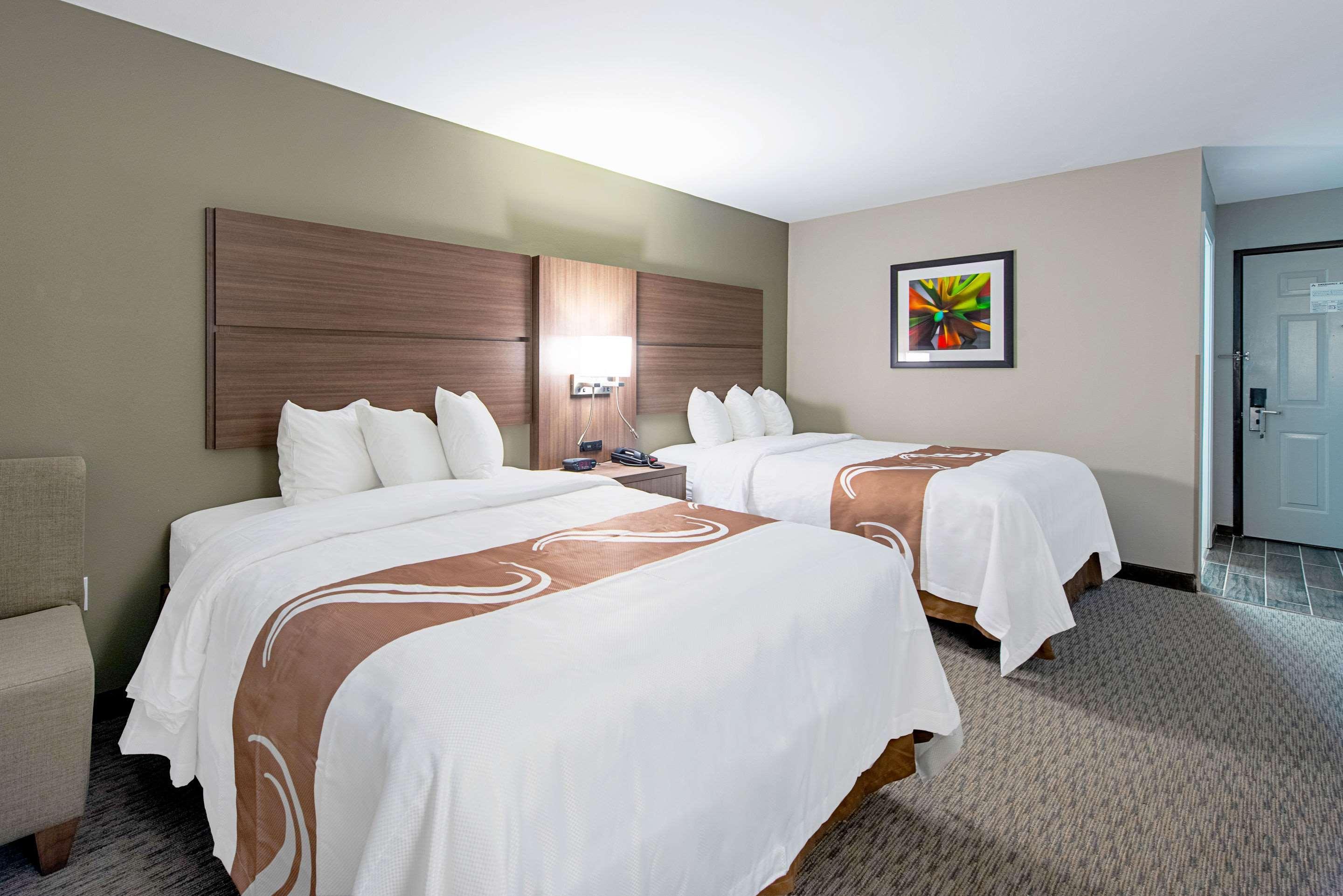 Quality Inn Mishawaka Near Notre Dame Exterior photo